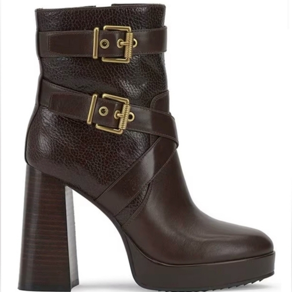 🔹️VINCE CAMUTO🔹️Root Beer Leather Coliana Stacked Heel Booties - Picture 1 of 4